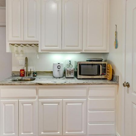 Gulf Breeze Vacation Rental For 2 With Pool Access! Zewnętrze zdjęcie