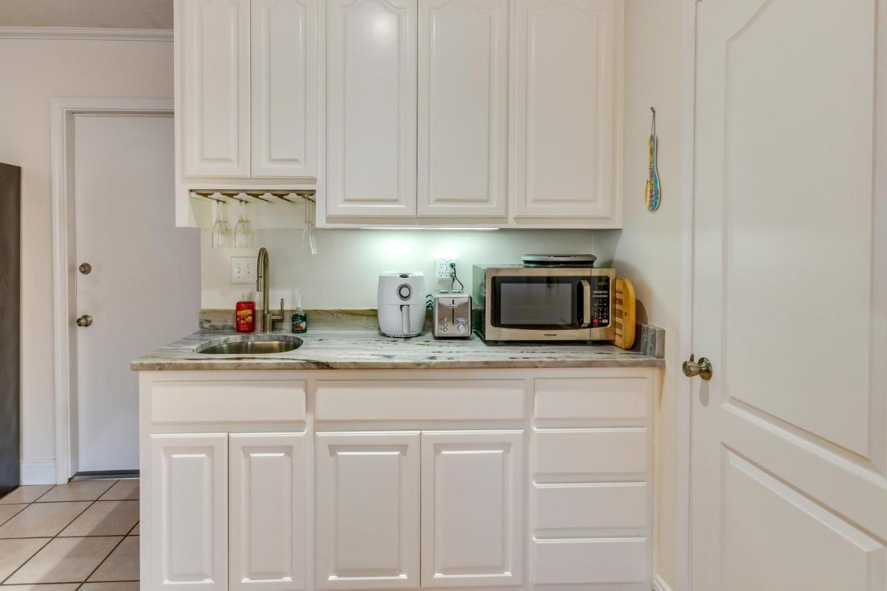 Gulf Breeze Vacation Rental For 2 With Pool Access! Zewnętrze zdjęcie